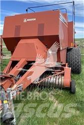 Hesston 4910 方形打捆機