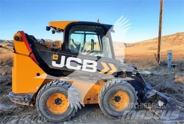 JCB 3TS-8W 滑移轉向裝載機