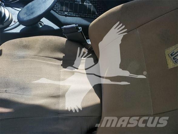 JCB 417 輪胎式裝載機