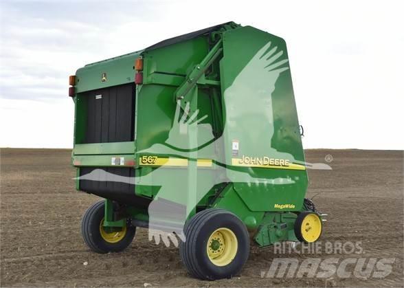 John Deere 567 圓型牧草打包機