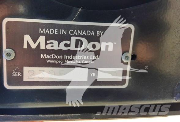 MAC DON D65 聯合收割機頭