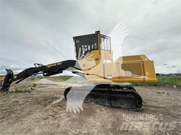 Tigercat 890 鉗式裝載機
