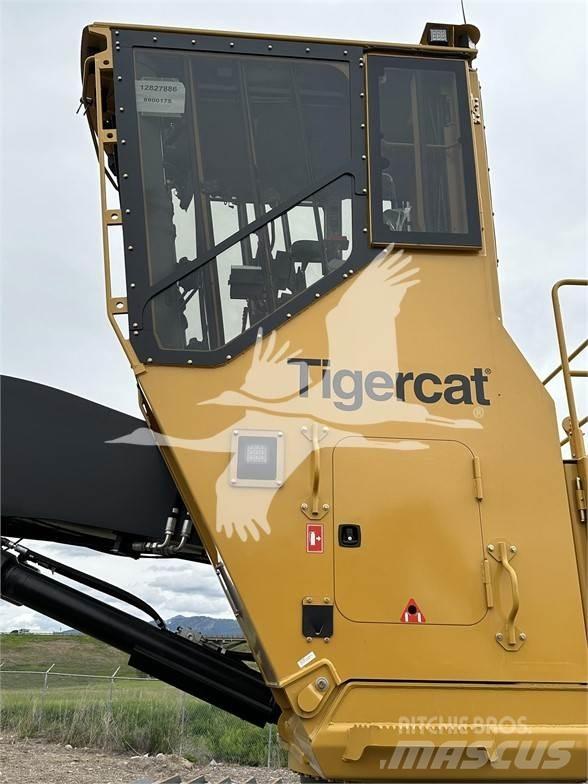 Tigercat 890 鉗式裝載機
