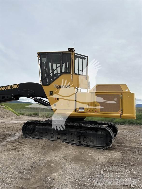 Tigercat 890 鉗式裝載機