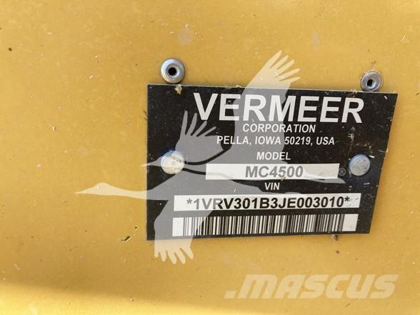 Vermeer MC4500 堆草機