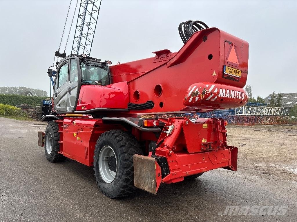 Manitou MRT 3255 伸縮臂操作車