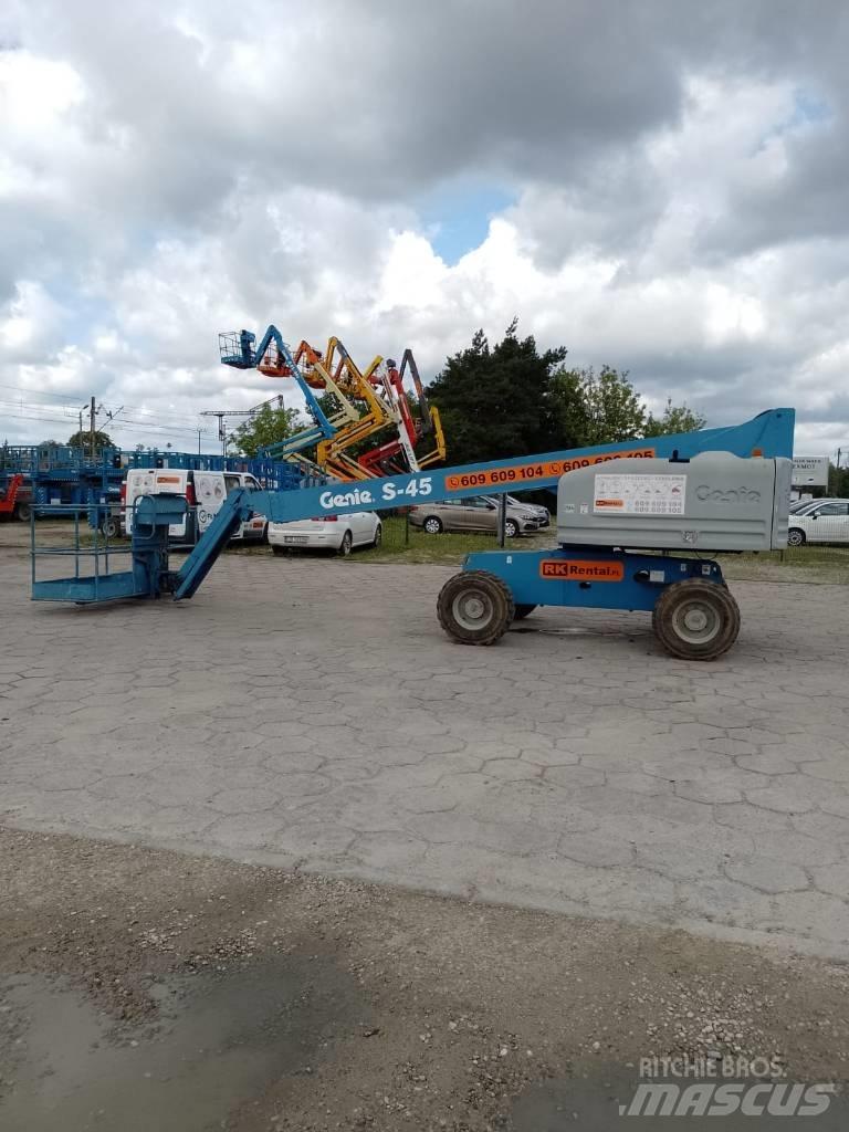 Genie S 45 伸縮臂高空作業車