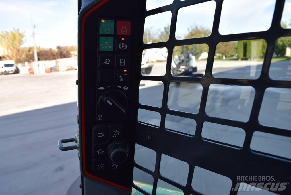 Bobcat T 66 滑移轉向裝載機