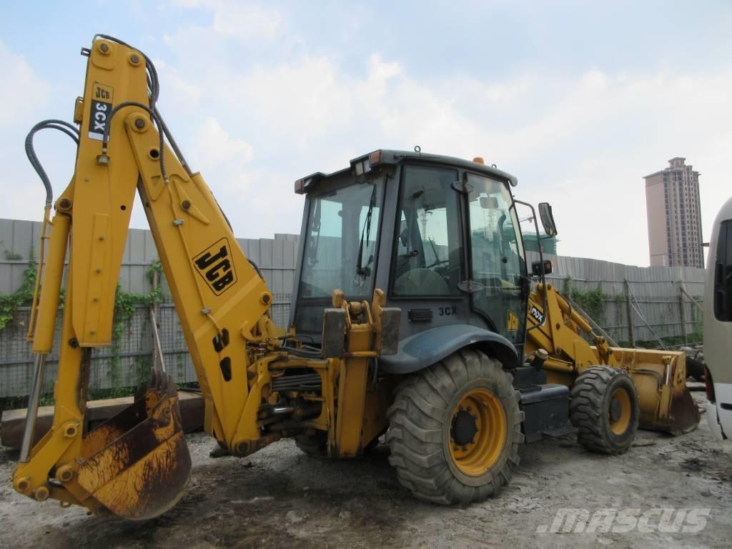 JCB 3 CX 反鏟裝載機