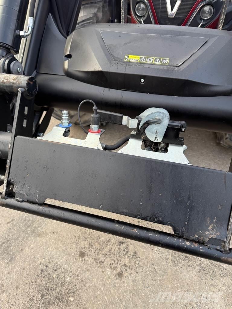 Valtra T234 曳引機