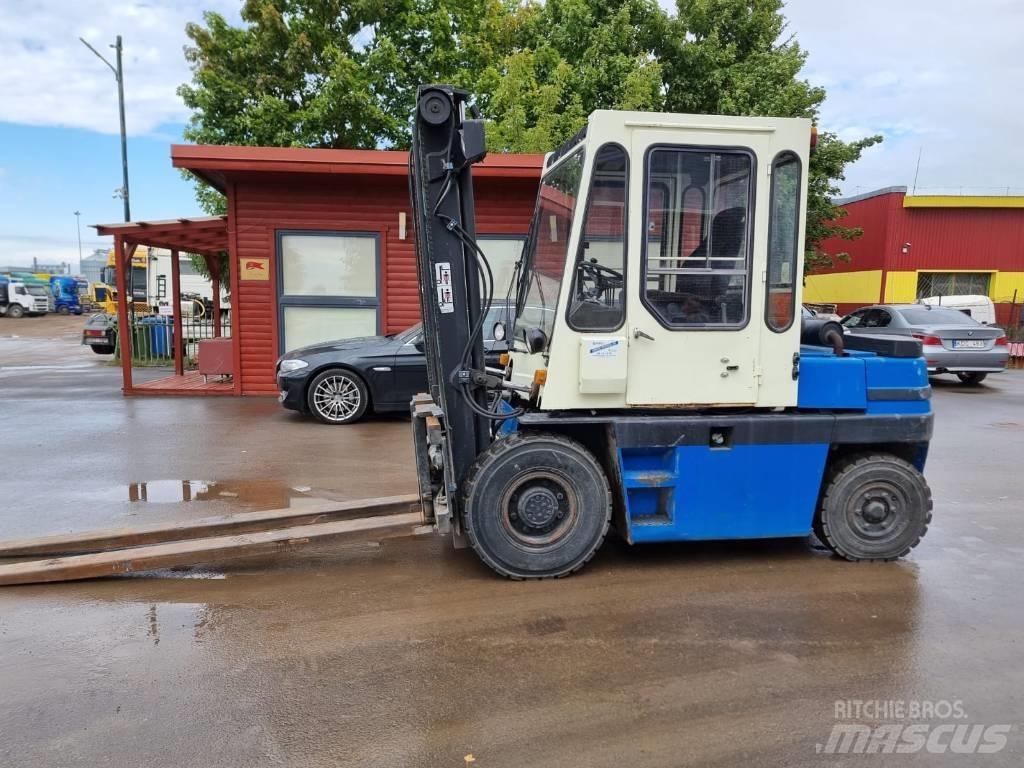 Kalmar DB 4,5-500 柴油卡車