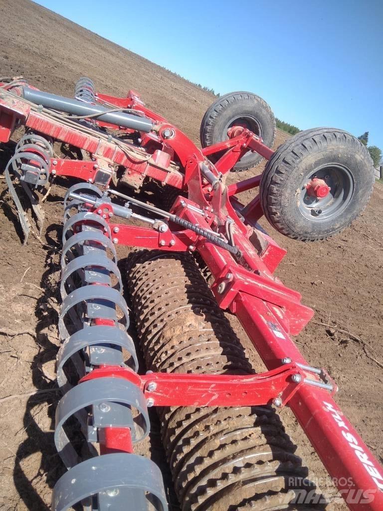 Unia Teris XLH 6,3 滾輪