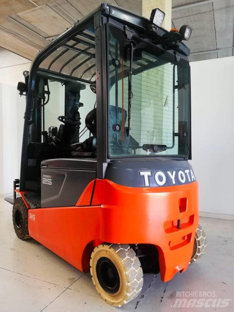 Toyota 8 FB MT 25 電動堆高機