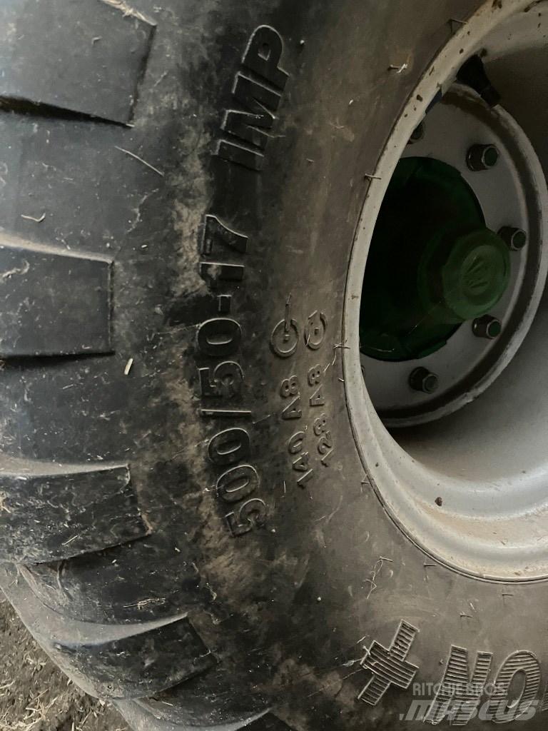 McHale F5400 圓型牧草打包機