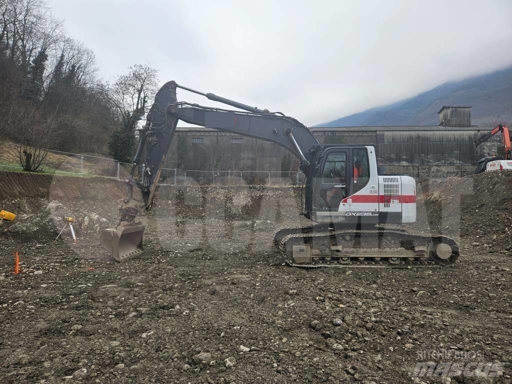 Doosan DX 235 LCR 履帶式 挖土機/掘鑿機/挖掘機