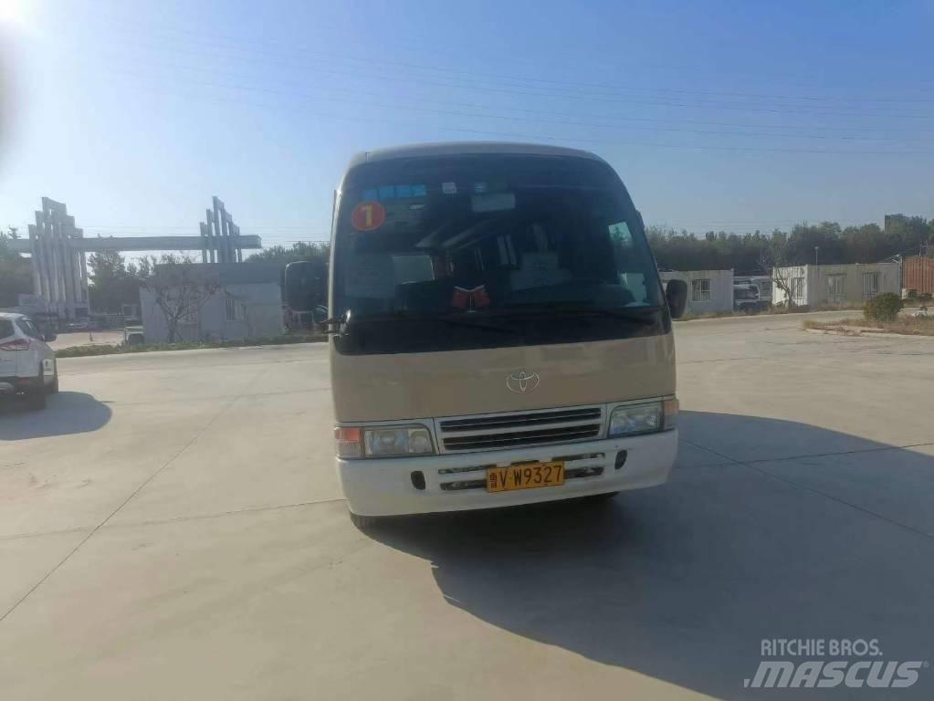 Toyota Coaster Bus 迷你巴士