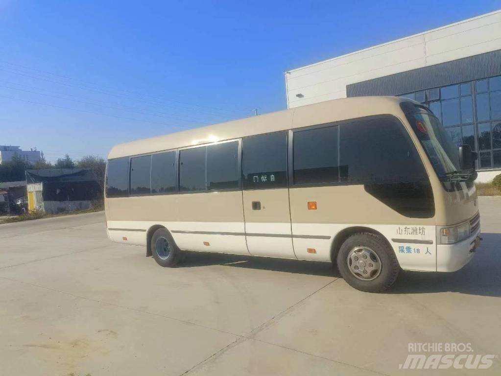 Toyota Coaster Bus 迷你巴士