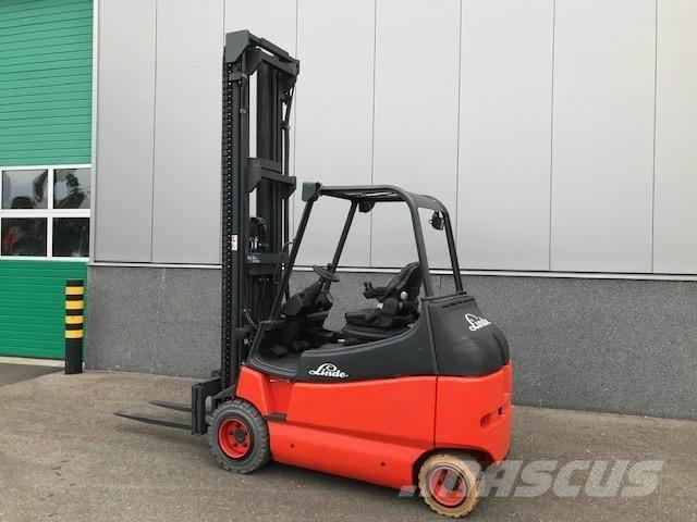 Linde E25/600-02 電動堆高機