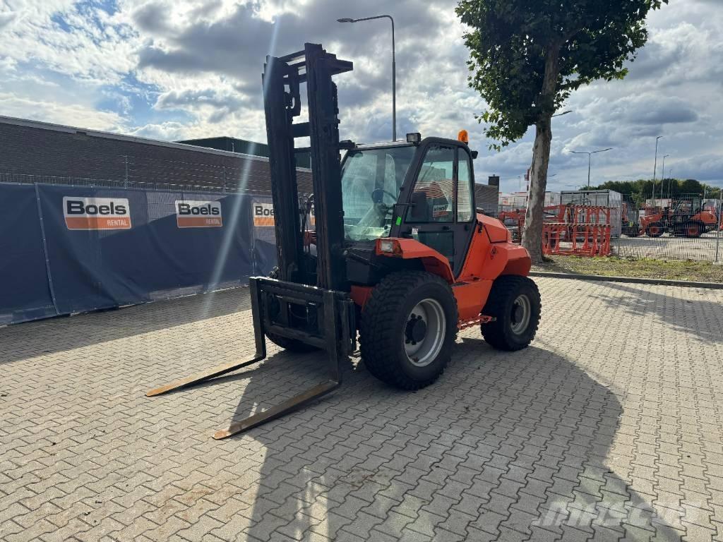 Manitou M30-4 柴油卡車