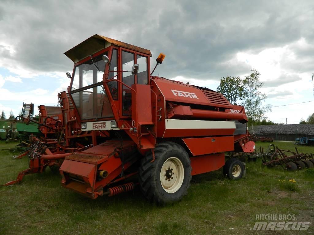 Deutz-Fahr 1302 聯合收穫機