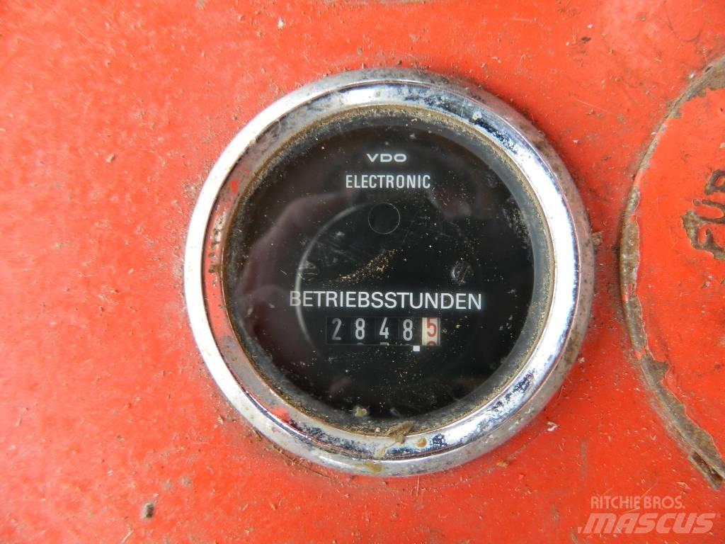 Deutz-Fahr 1302 聯合收穫機
