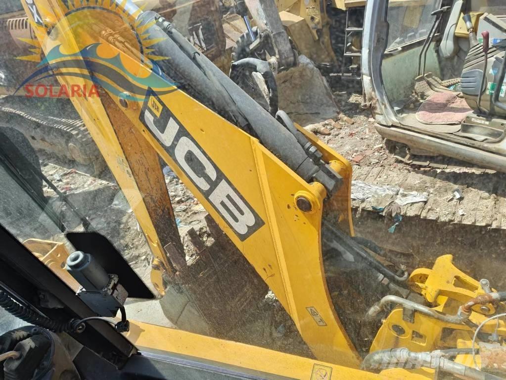 JCB 3 CX 反鏟裝載機