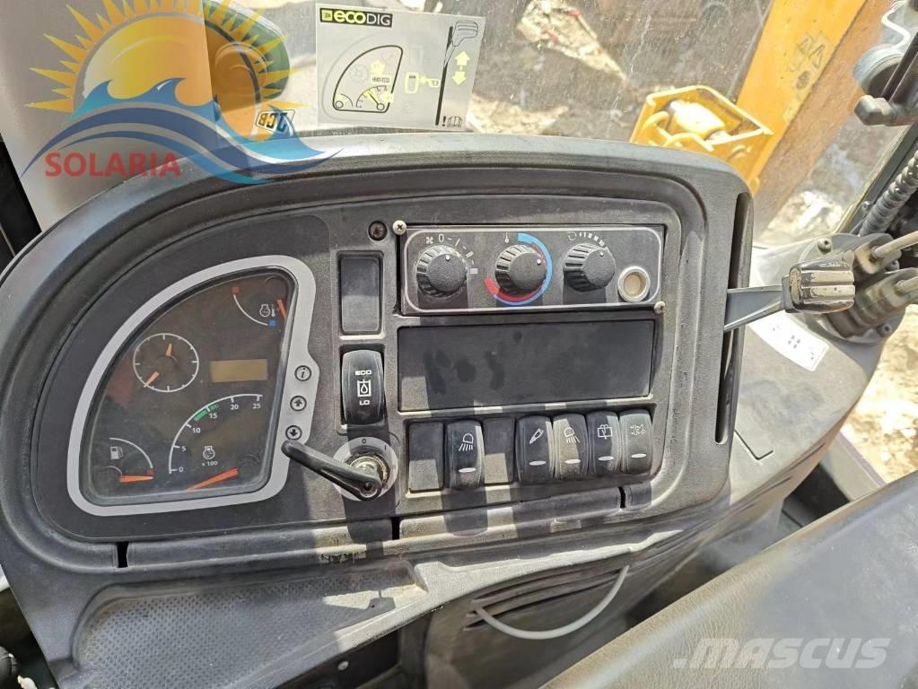JCB 3 CX 反鏟裝載機