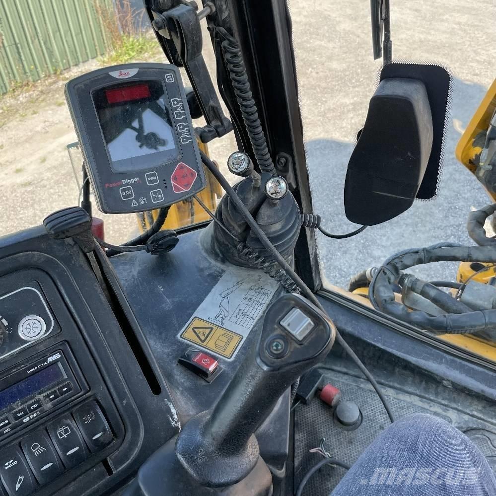 JCB 4 CX 反鏟裝載機