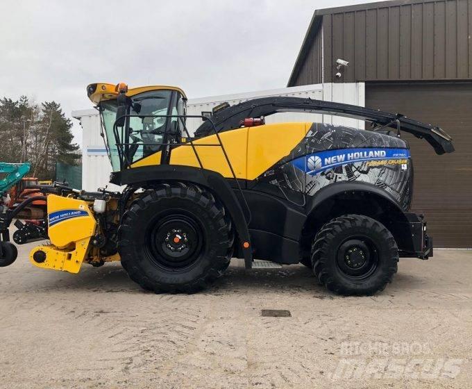 New Holland FR780 自走式飼料採集機