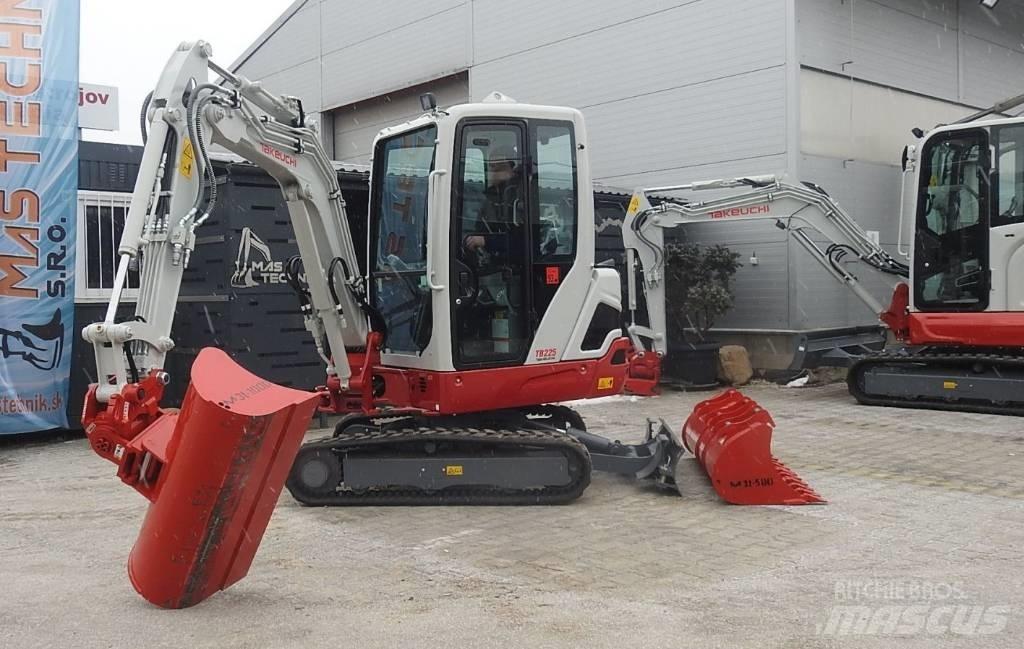 Takeuchi TB225 小型挖土機/掘鑿機<7t(小型挖掘機)