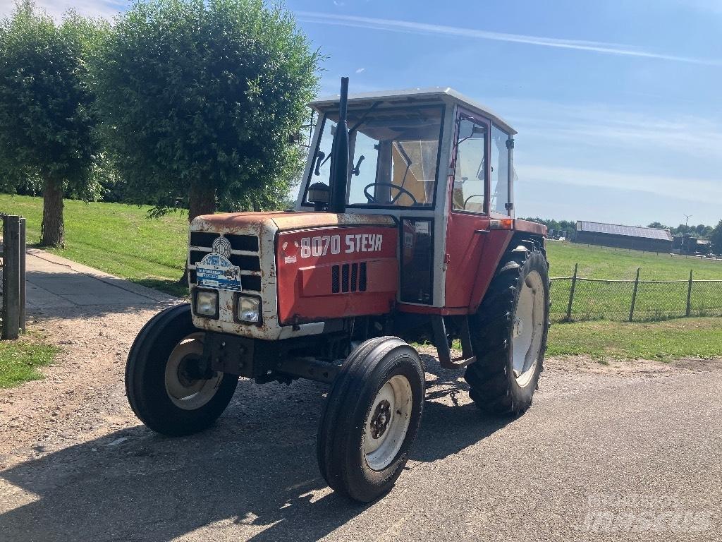 Steyr 8070 曳引機