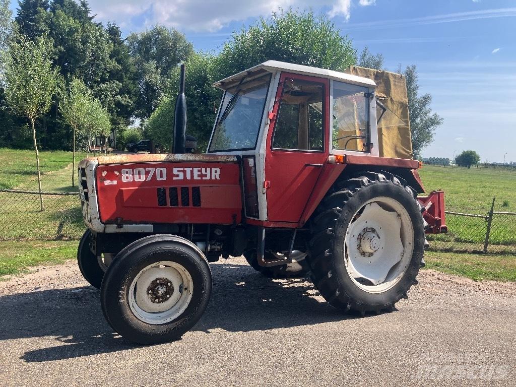 Steyr 8070 曳引機
