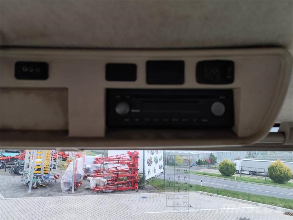 John Deere 7250R 曳引機