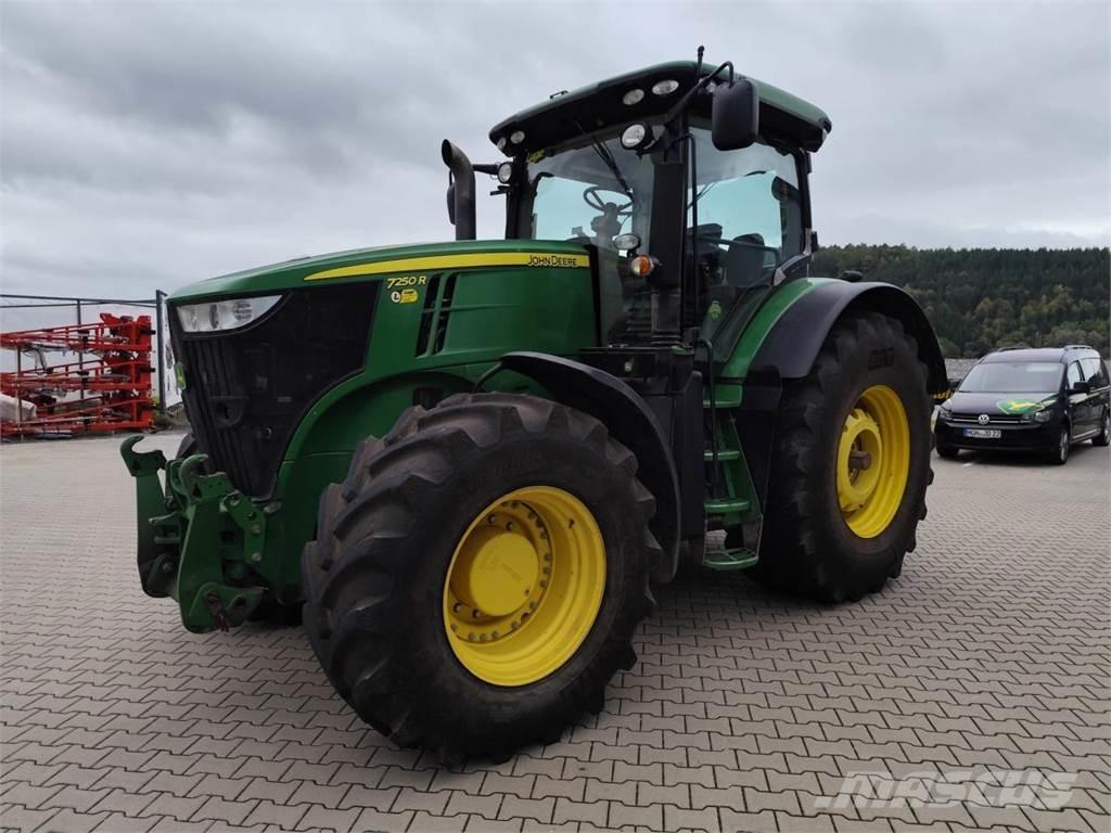 John Deere 7250R 曳引機