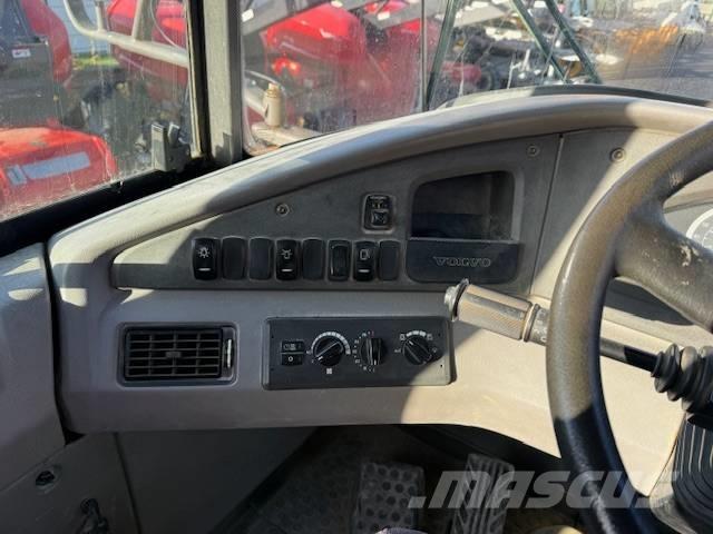 Volvo A 30 F 鉸接式起吊車