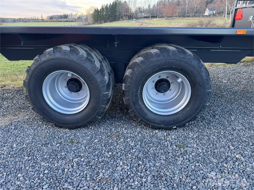 Bala Agri BK1602 草捆拖車
