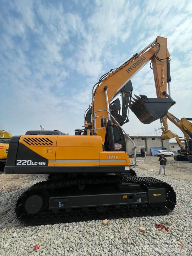 Hyundai 220 履帶式 挖土機/掘鑿機/挖掘機