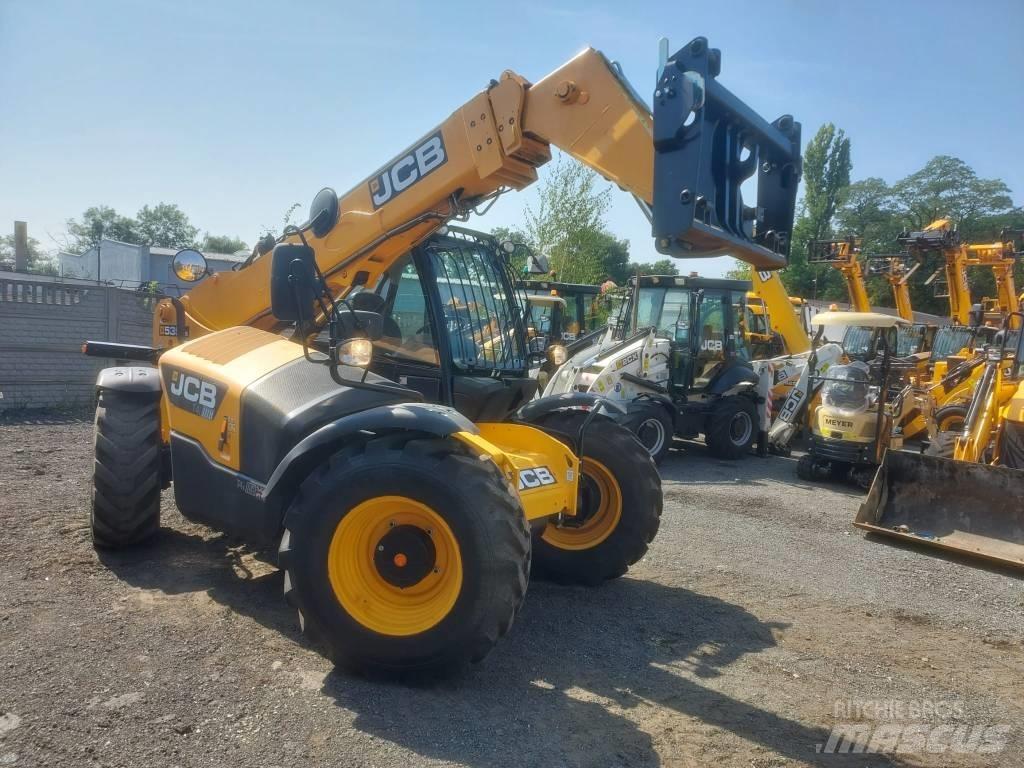 JCB 535-95 伸縮臂操作車