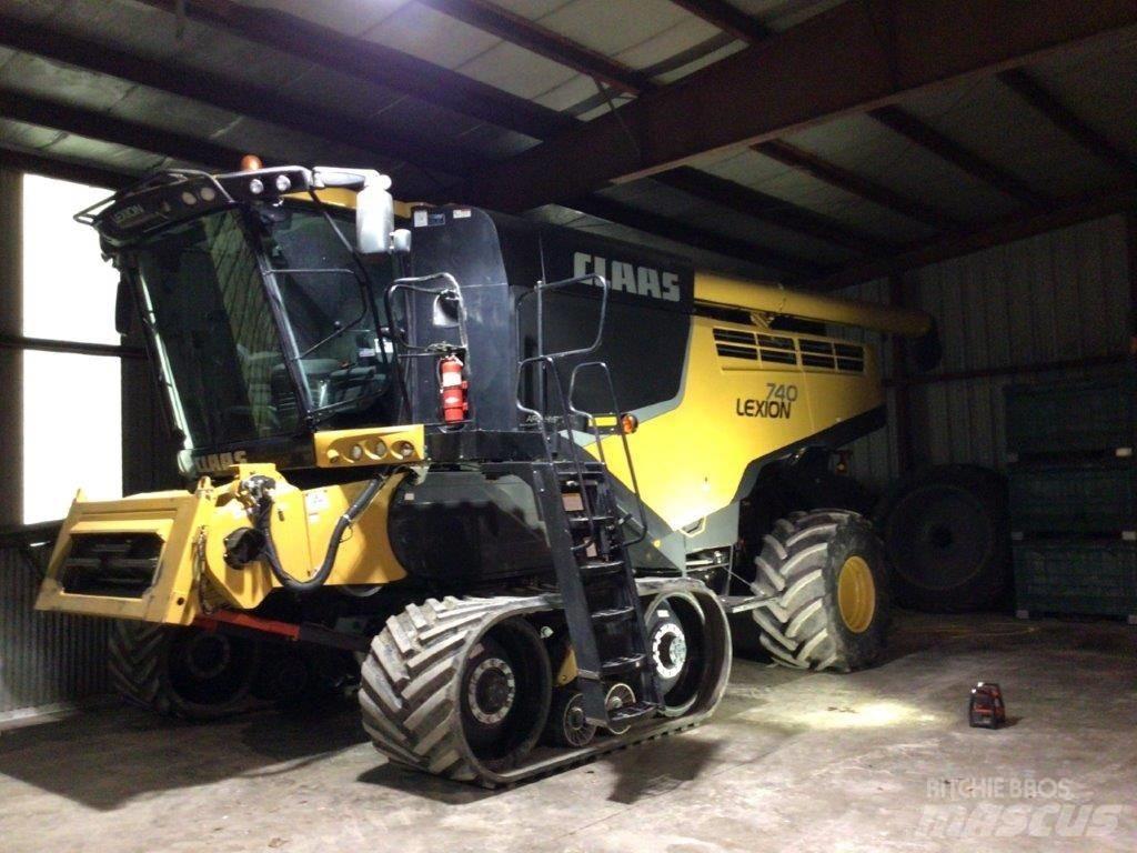 CLAAS Lexion 740 TT 聯合收穫機