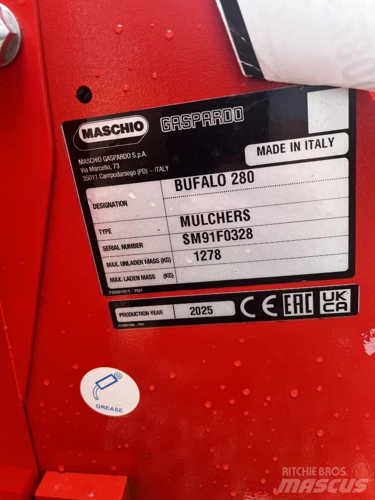 Maschio Bufalo 280 莖葉去葉機