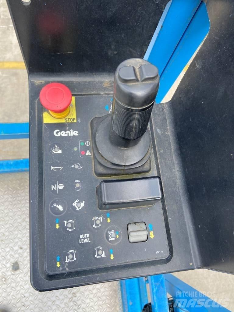 Genie GS 4390 剪式升降機