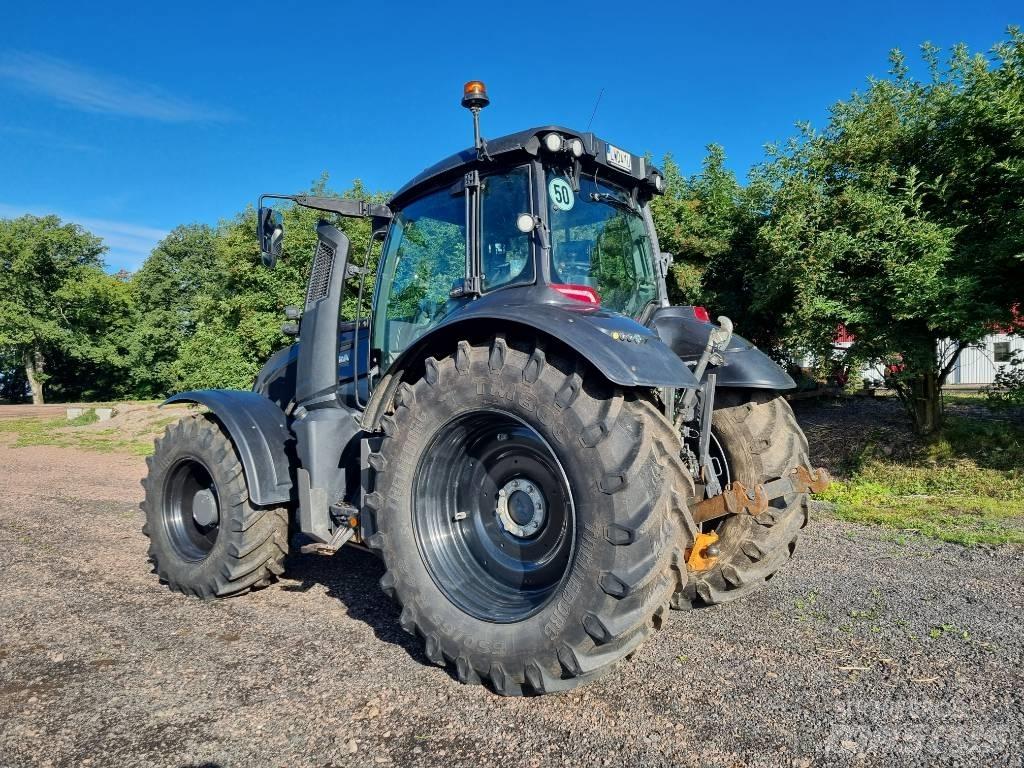 Valtra T175D 曳引機