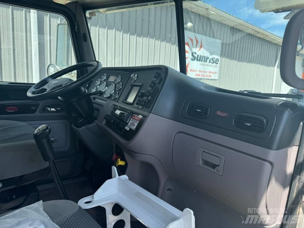 Elliott 40142 履帶式起重機
