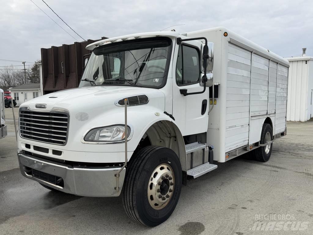 Freightliner M2 飲料運輸卡車
