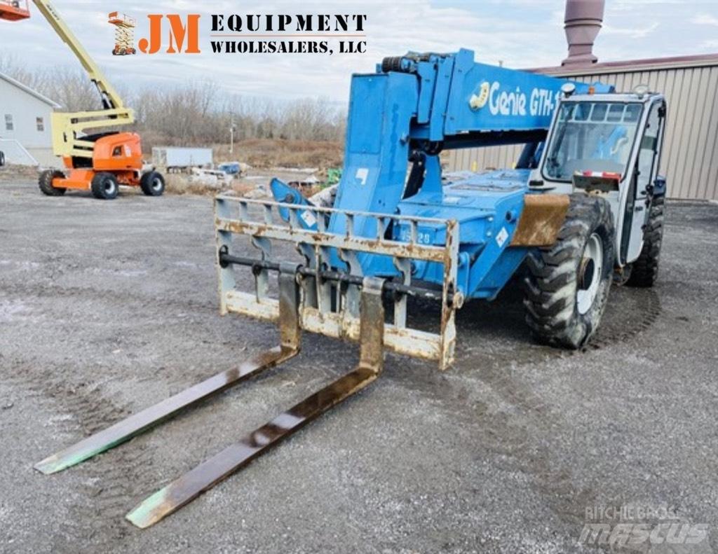Genie GTH 1056 伸縮臂操作車