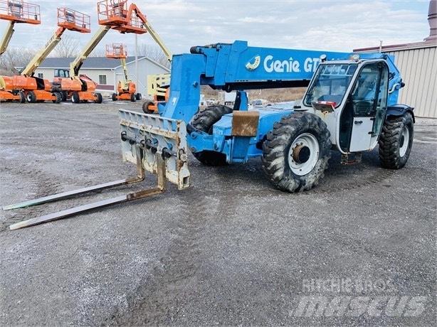 Genie GTH 1056 伸縮臂操作車