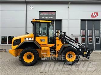 JCB 411 HT 輪胎式裝載機