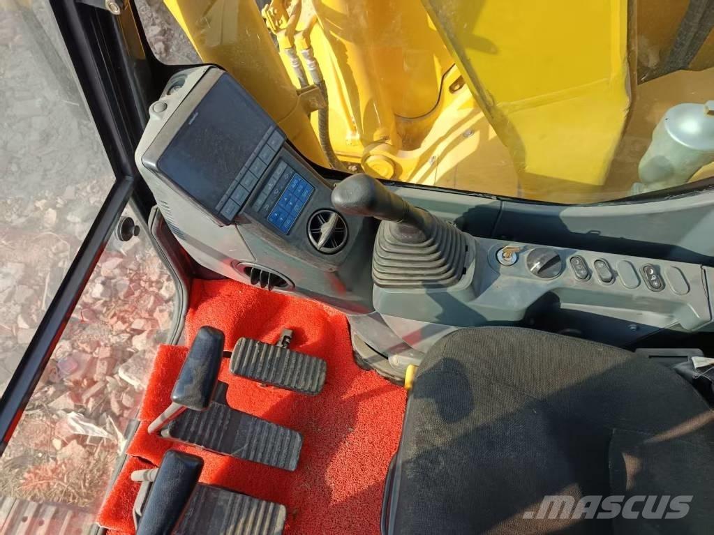Komatsu PC 138 履帶式 挖土機/掘鑿機/挖掘機