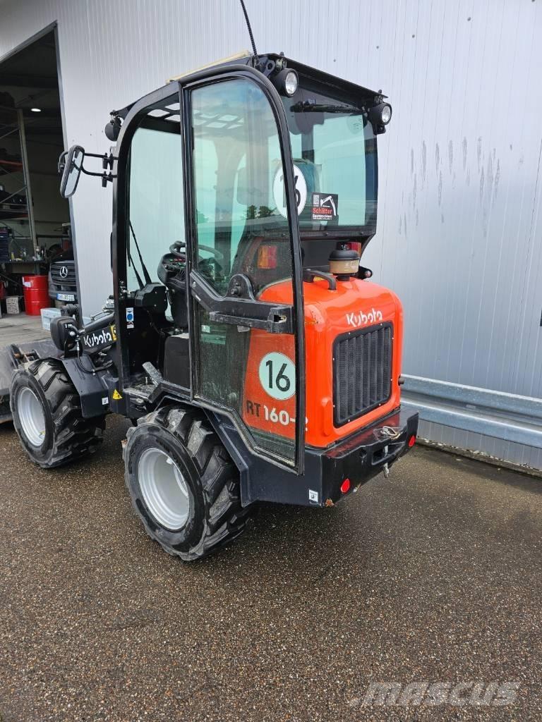Kubota RT160-2 輪胎式裝載機