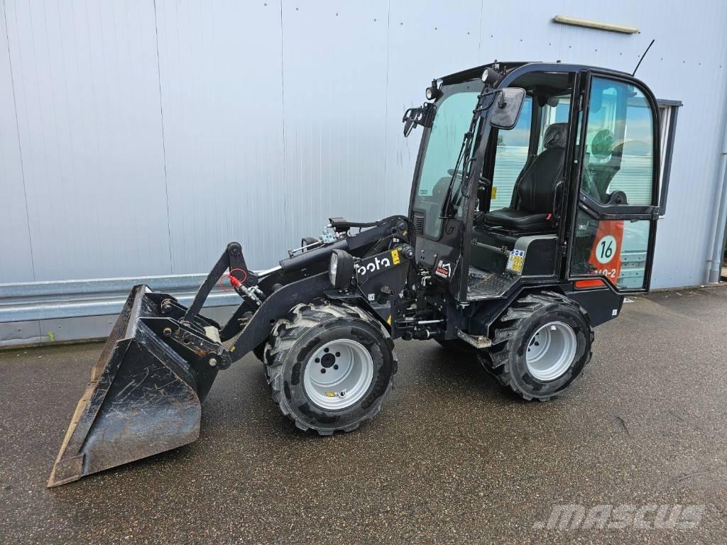 Kubota RT160-2 輪胎式裝載機